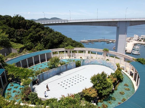 ■<大塚国際美術館入館券付き> 往復徳島空港利用! ホテルは四国4県から選択可能! 四国スーパーチョイス 1泊2日3